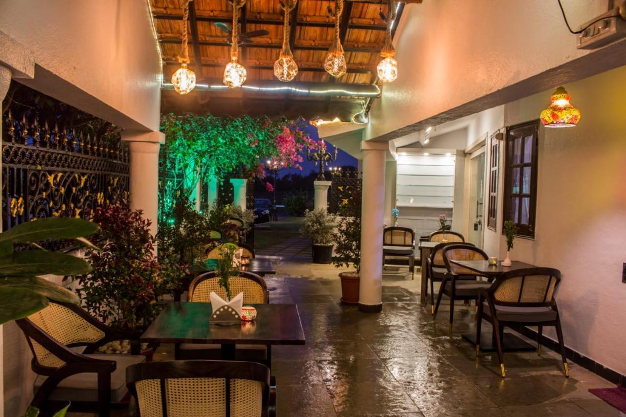 Shikara Beach Resort Cavelossim Dış mekan fotoğraf