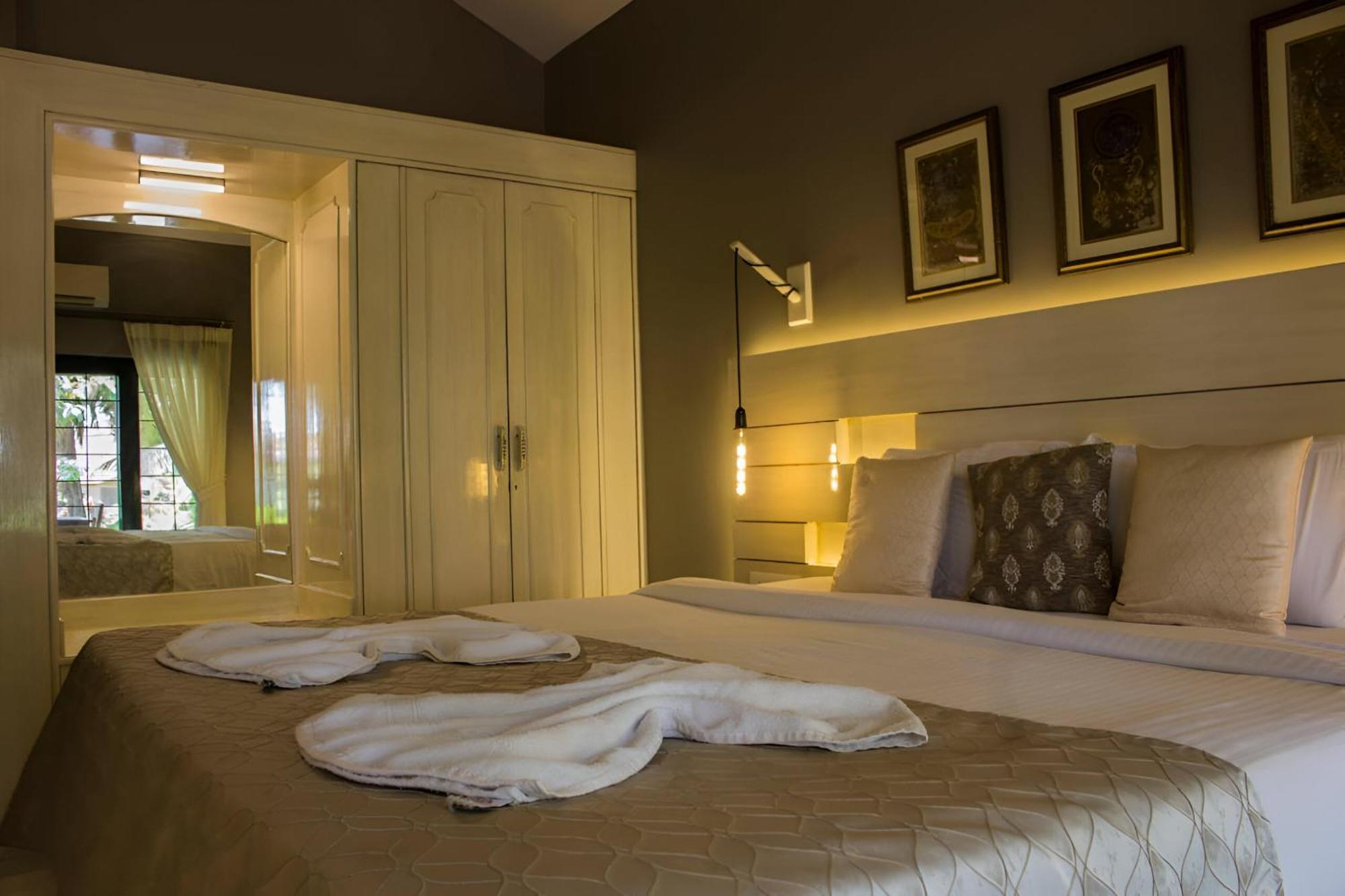 Shikara Beach Resort Cavelossim Dış mekan fotoğraf