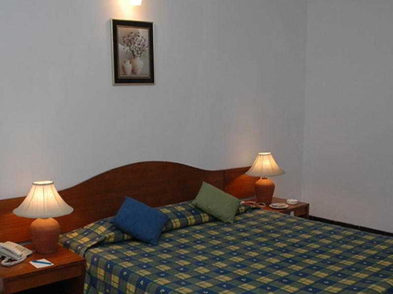 Shikara Beach Resort Cavelossim Dış mekan fotoğraf