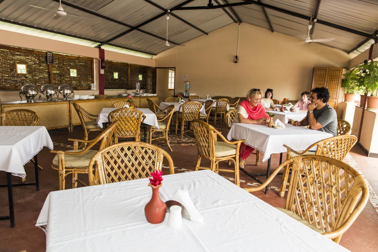 Shikara Beach Resort Cavelossim Dış mekan fotoğraf