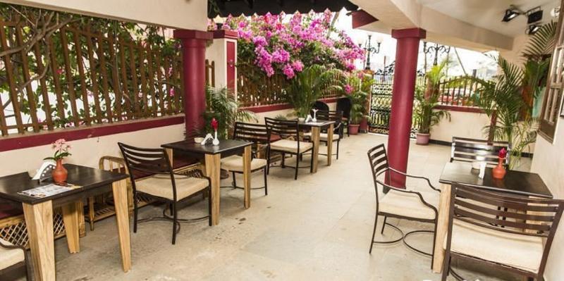Shikara Beach Resort Cavelossim Dış mekan fotoğraf